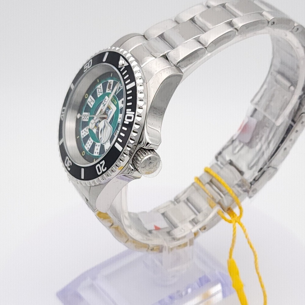 Invicta Pro Diver 50524 Men's Quartz Watch Two Tone Steel Black Bezel 200 m New - Picture 9 of 16